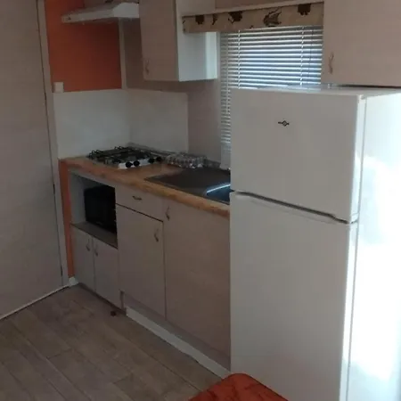 Zielo Mobil Holiday home Tirig