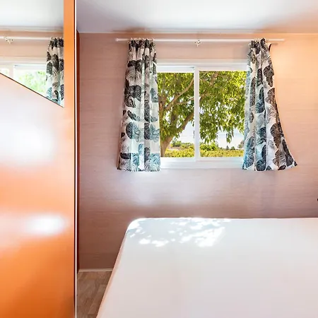 Holiday home Zielo Mobil *